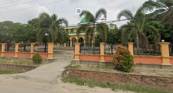 Masjid Agung Al Muqorrobin